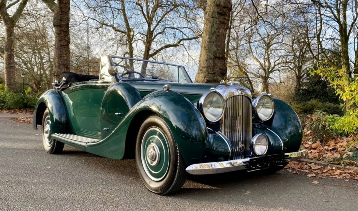 Lagonda-v12-drophead-coupe-1939-green-2