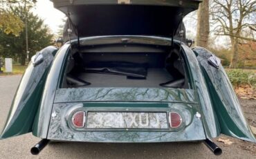Lagonda-v12-drophead-coupe-1939-green