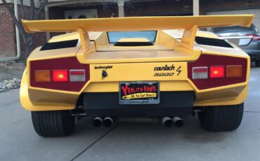 Lamborghini-Countach-1981-Yellow-Yellow-amp-Black-10