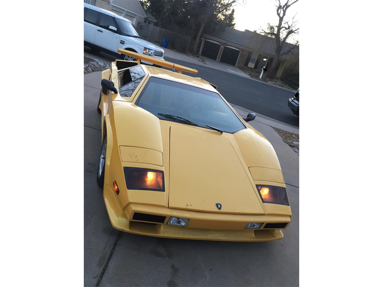 Lamborghini-Countach-1981-Yellow-Yellow-amp-Black-14
