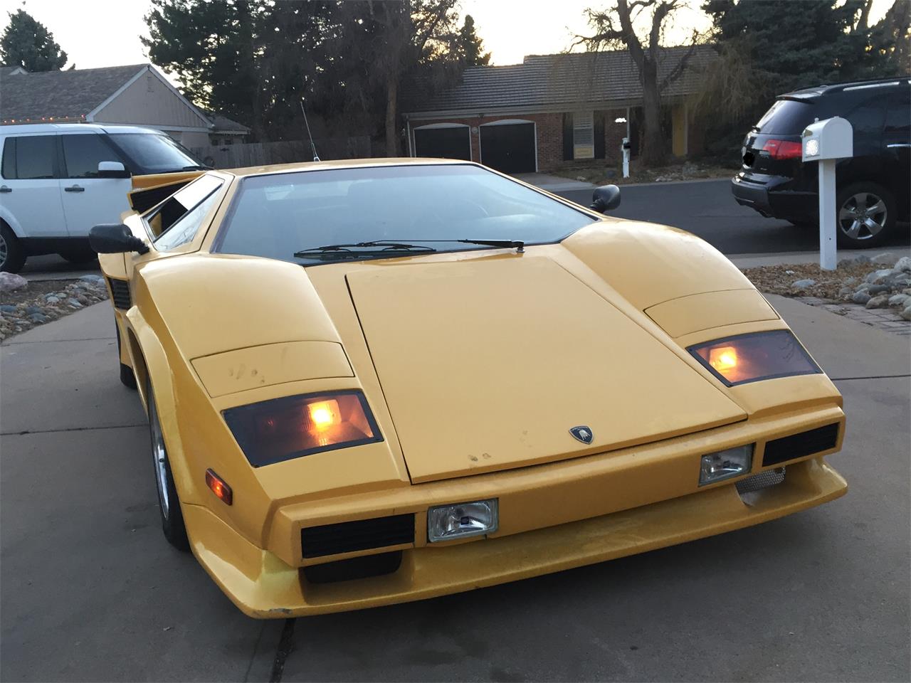 Lamborghini-Countach-1981-Yellow-Yellow-amp-Black-15