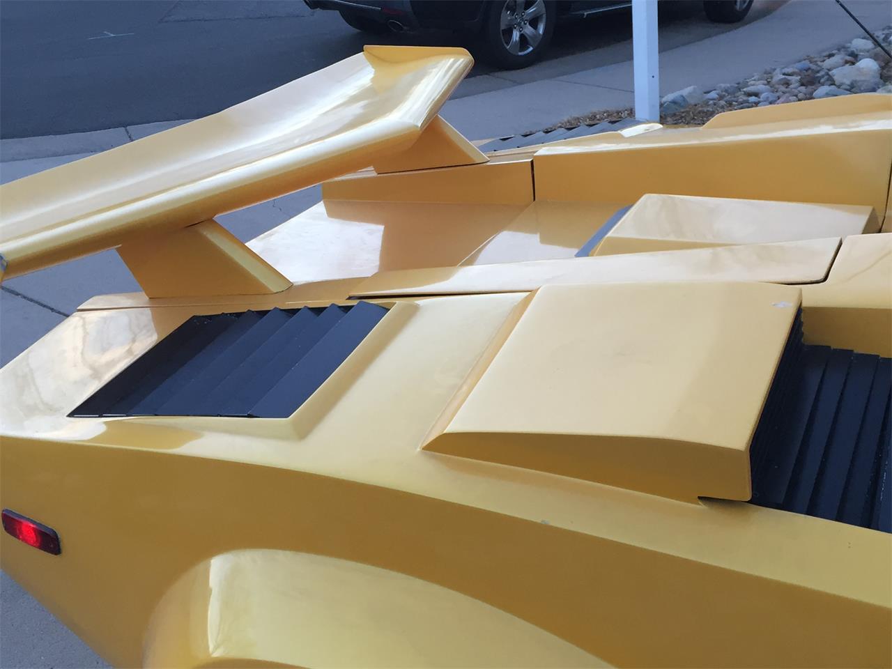 Lamborghini-Countach-1981-Yellow-Yellow-amp-Black-20
