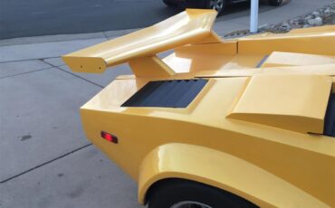 Lamborghini-Countach-1981-Yellow-Yellow-amp-Black-21