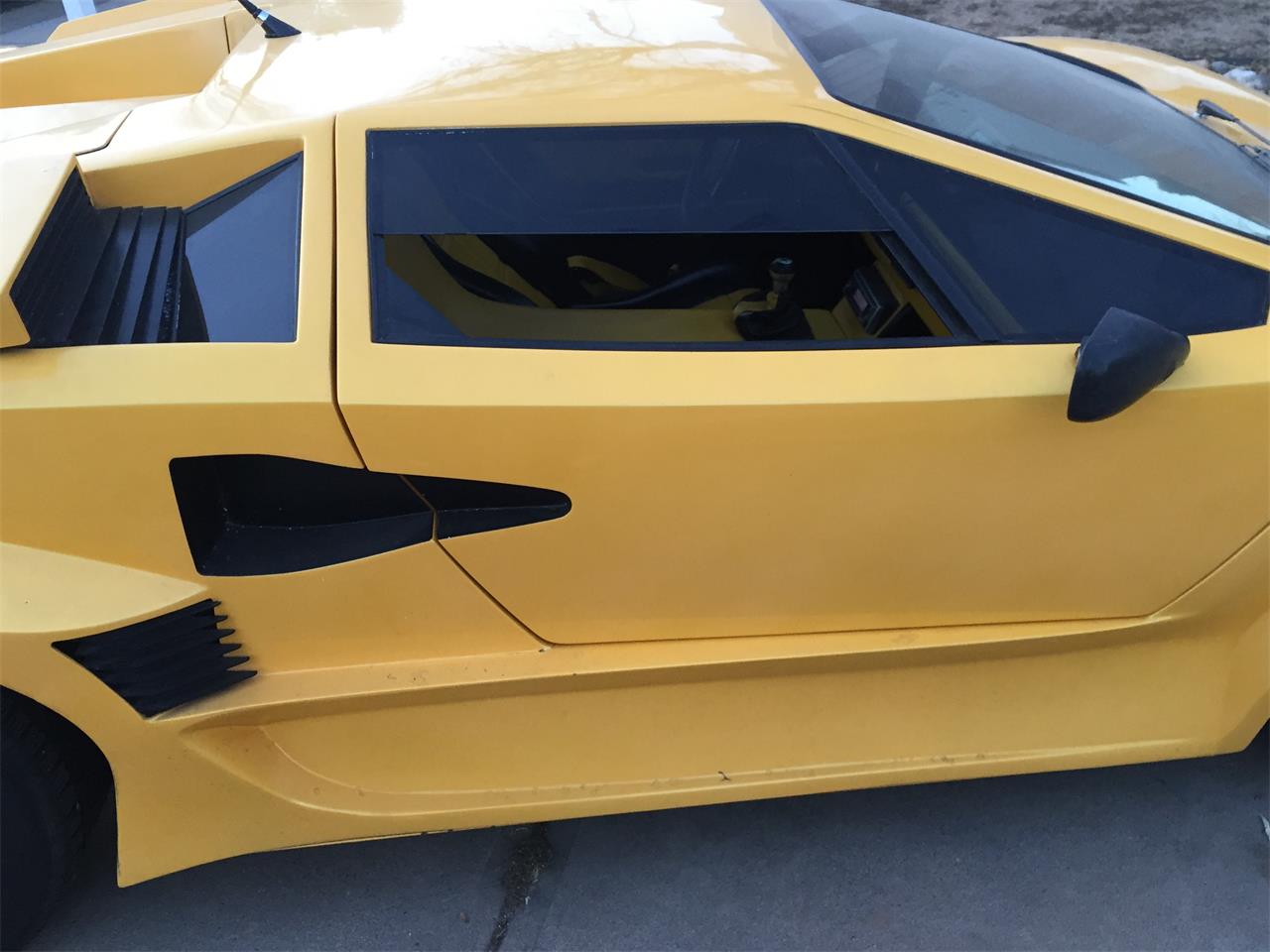 Lamborghini-Countach-1981-Yellow-Yellow-amp-Black-22