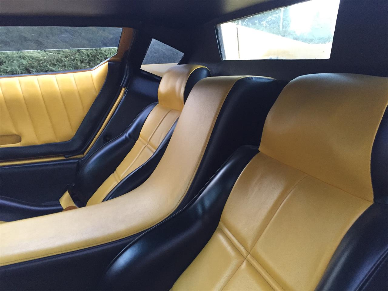 Lamborghini-Countach-1981-Yellow-Yellow-amp-Black-28