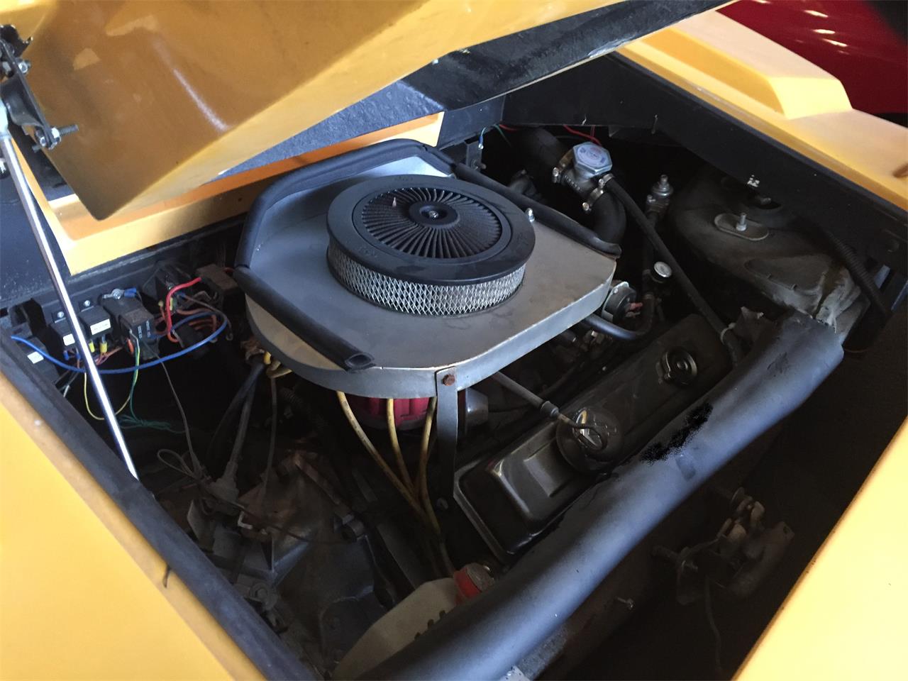 Lamborghini-Countach-1981-Yellow-Yellow-amp-Black-31