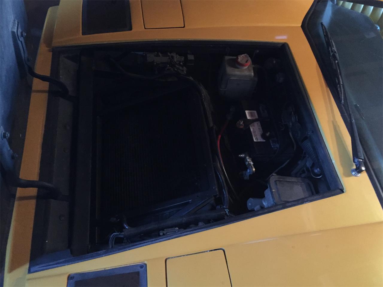 Lamborghini-Countach-1981-Yellow-Yellow-amp-Black-32