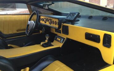 Lamborghini-Countach-1981-Yellow-Yellow-amp-Black-37