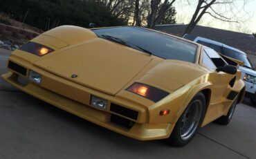Lamborghini-Countach-1981-Yellow-Yellow-amp-Black-7