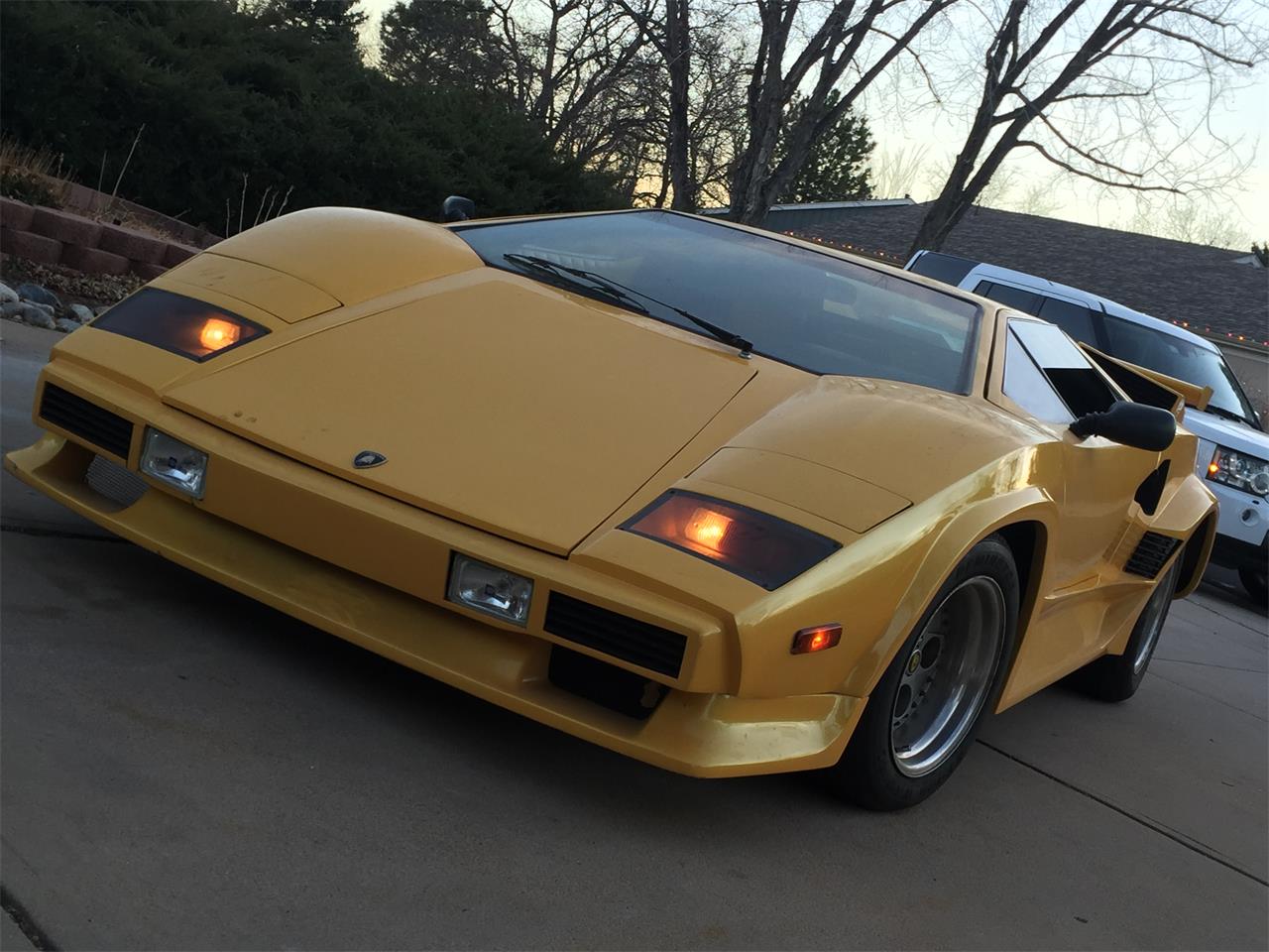 Lamborghini-Countach-1981-Yellow-Yellow-amp-Black-7