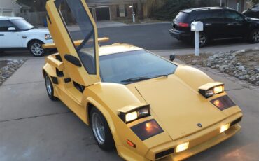 Lamborghini-Countach-1981-Yellow-Yellow-amp-Black-9
