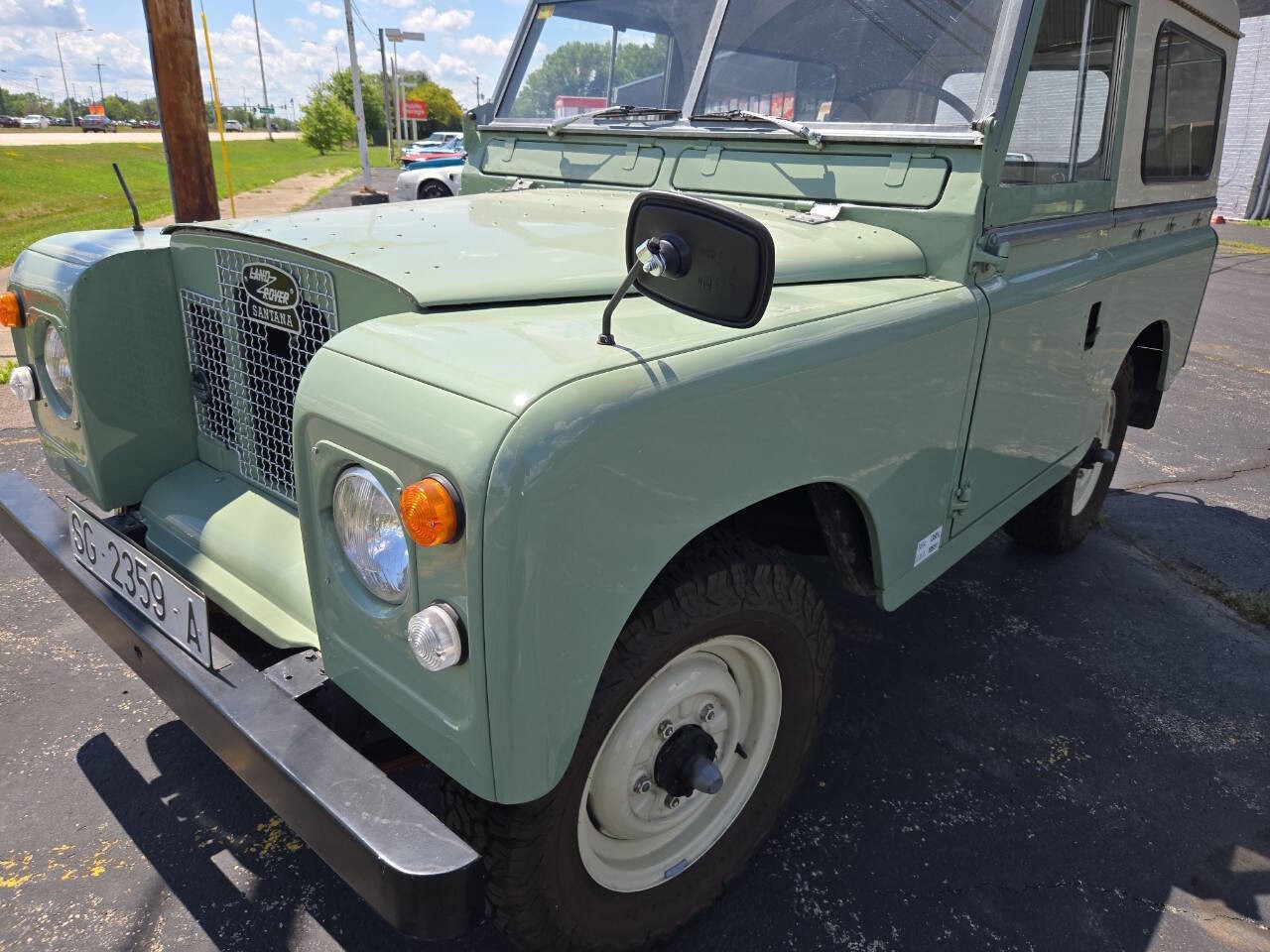 Land-Rover-88-1973-SUV-3