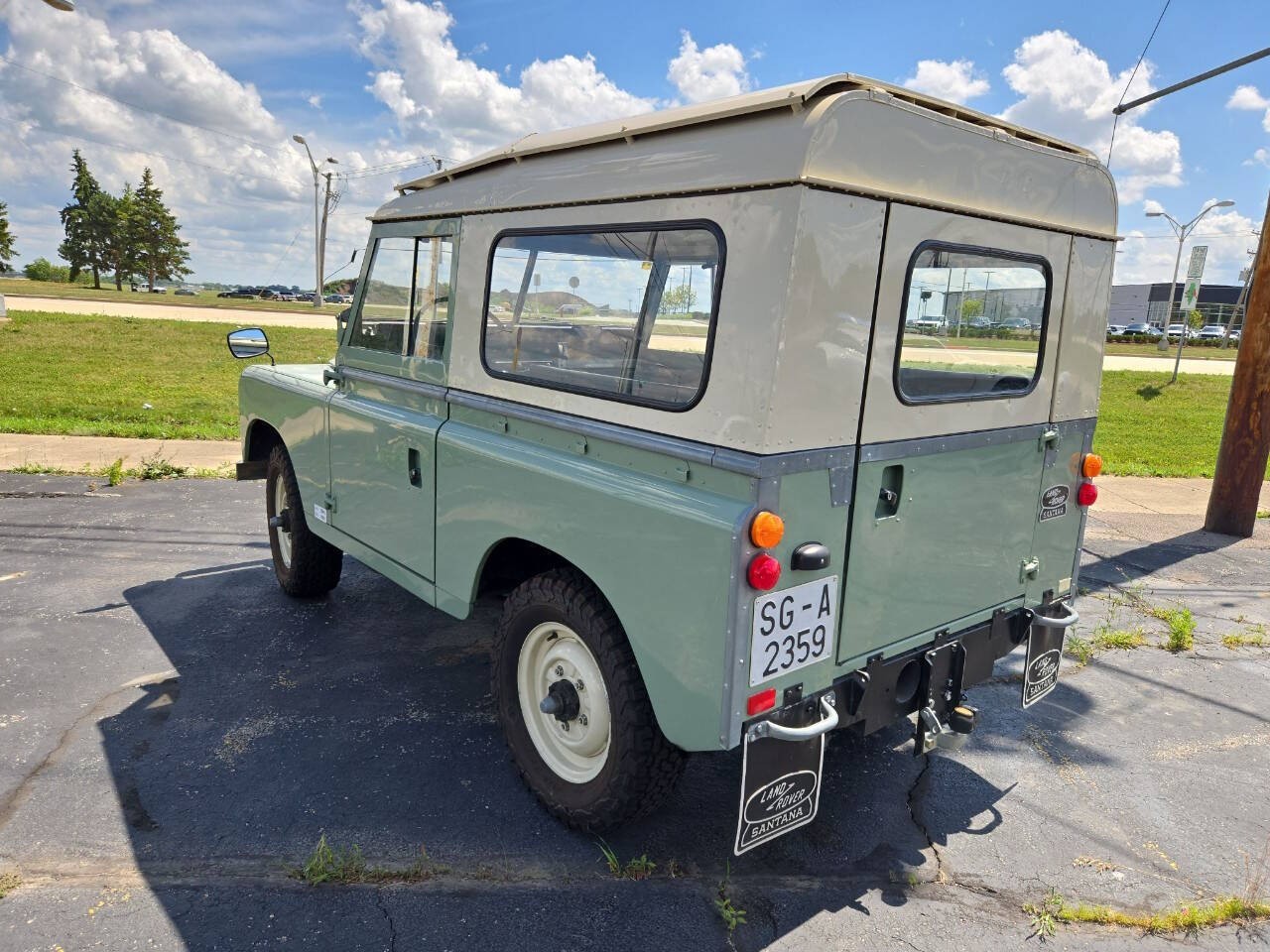 Land-Rover-88-1973-SUV-4