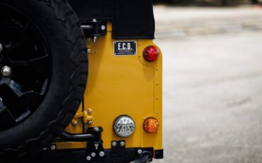 Land-Rover-Defender-110-Custom-1993-4D-Sport-Utility-25