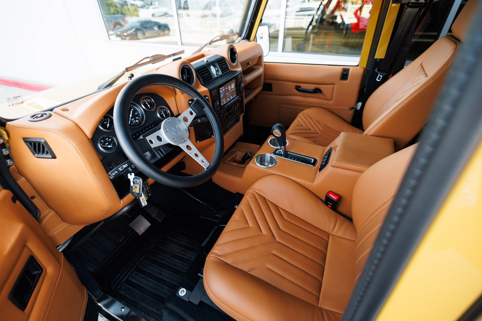 Land-Rover-Defender-110-Custom-1993-4D-Sport-Utility-34