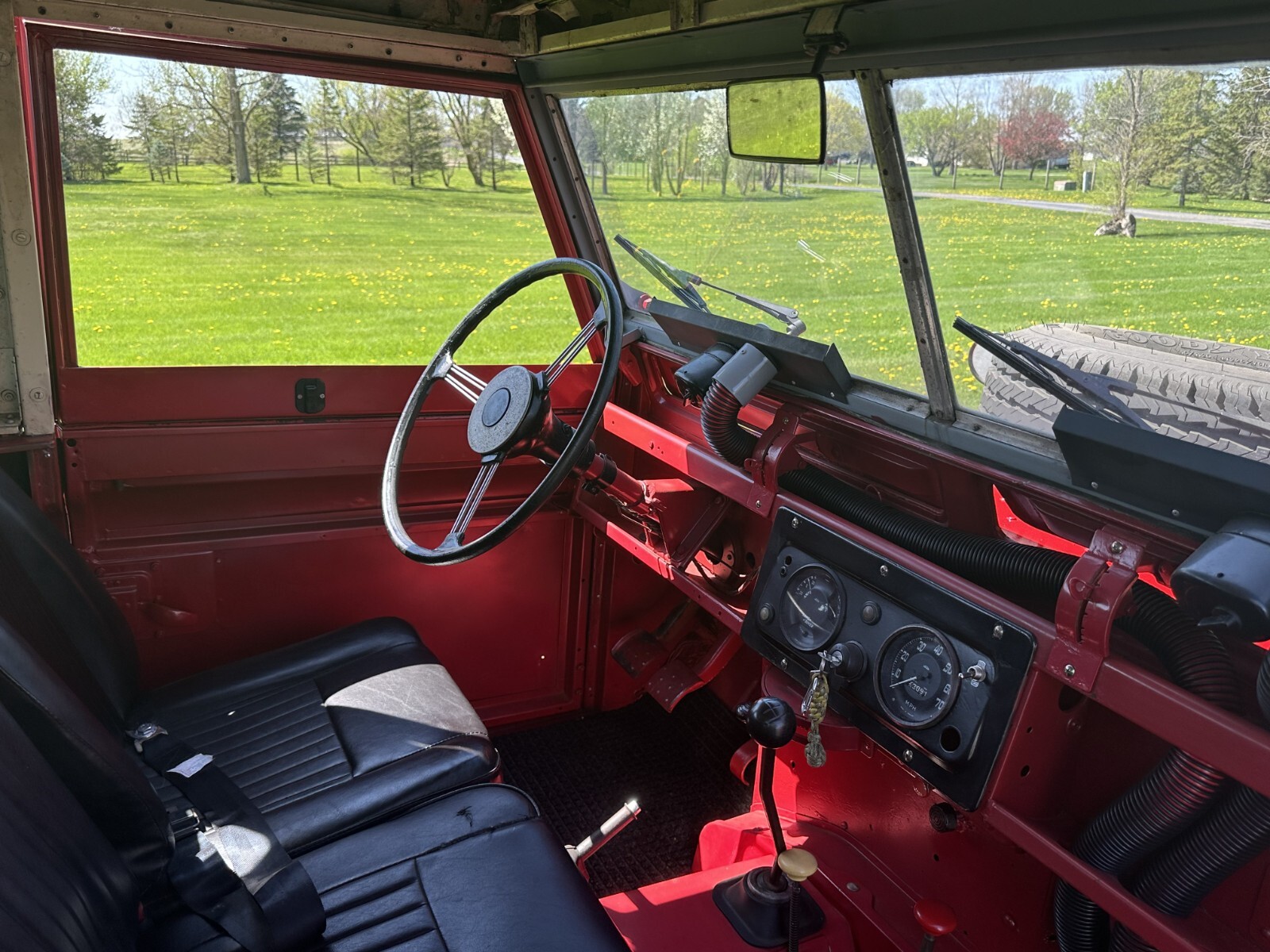 Land-Rover-Defender-1964-Convertible-7