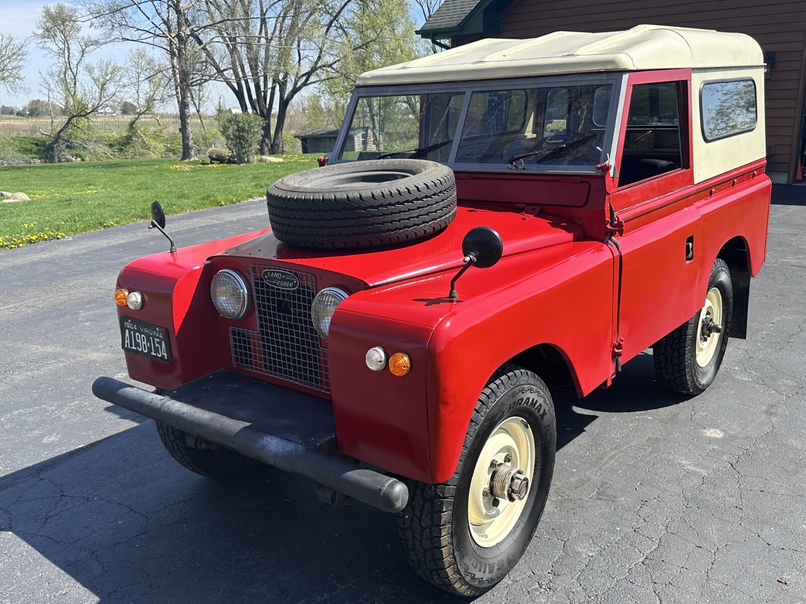 Land-Rover-Defender-1964-Convertible
