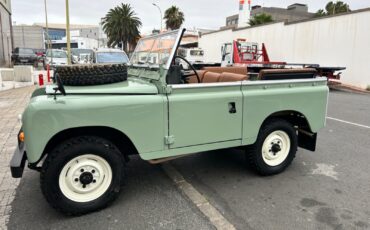 Land-Rover-Defender-1974-Convertible-1