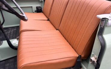 Land-Rover-Defender-1974-Convertible-13