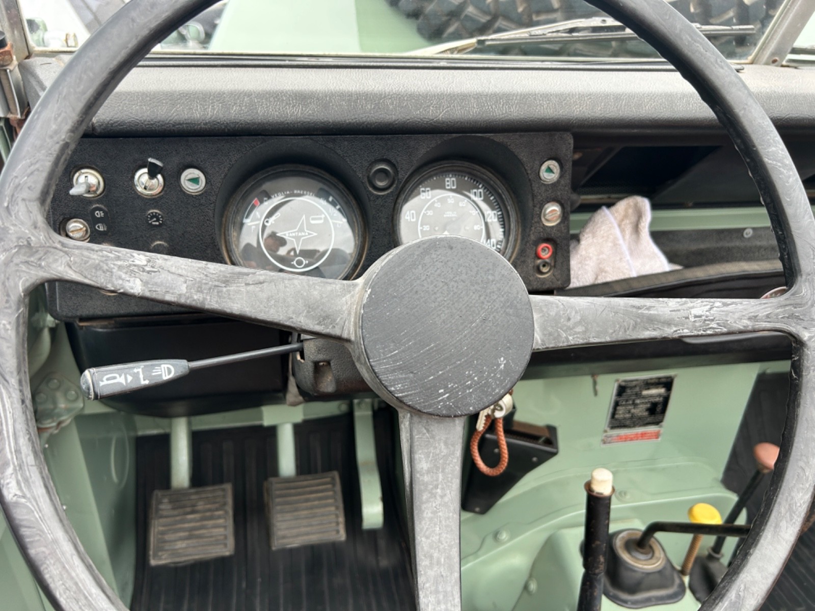 Land-Rover-Defender-1974-Convertible-22
