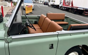 Land-Rover-Defender-1974-Convertible-8
