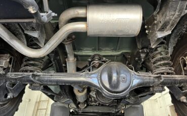 Land-Rover-Defender-1986-31