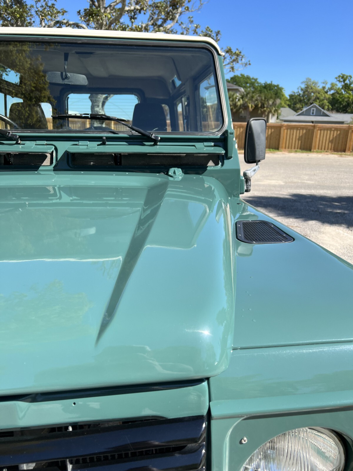 Land-Rover-Defender-1986-SUV-16