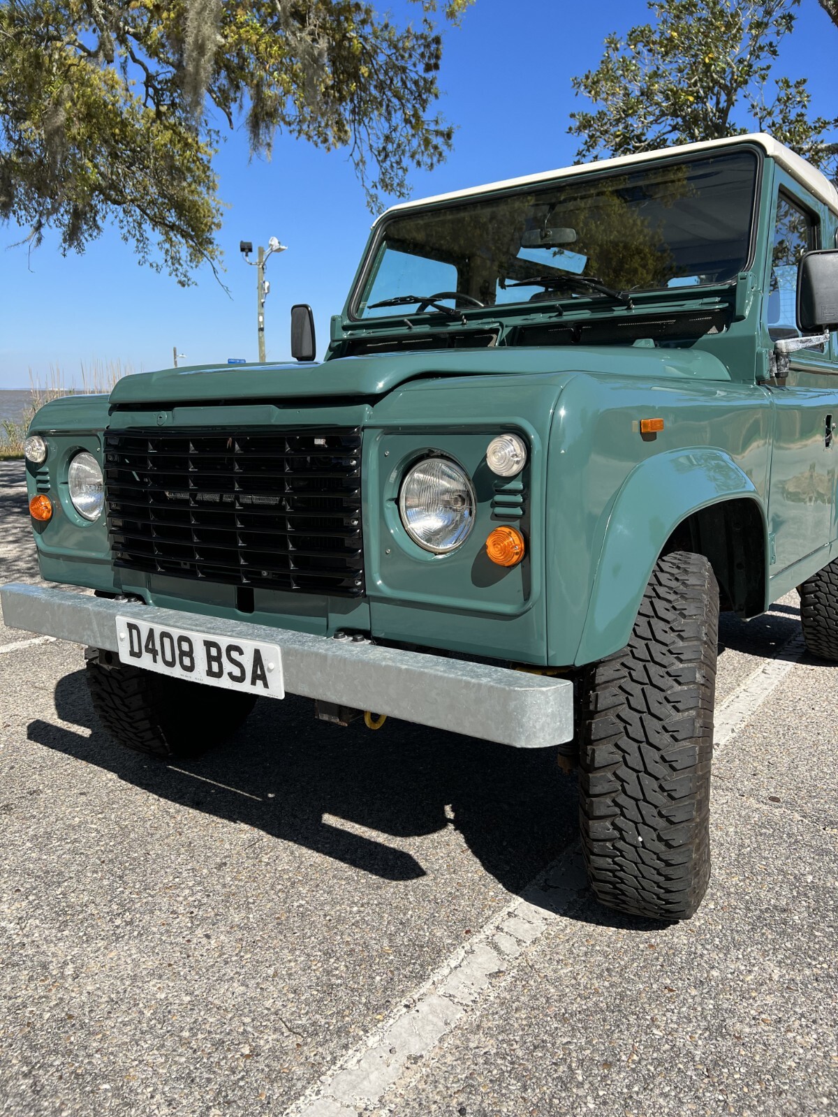 Land-Rover-Defender-1986-SUV-17