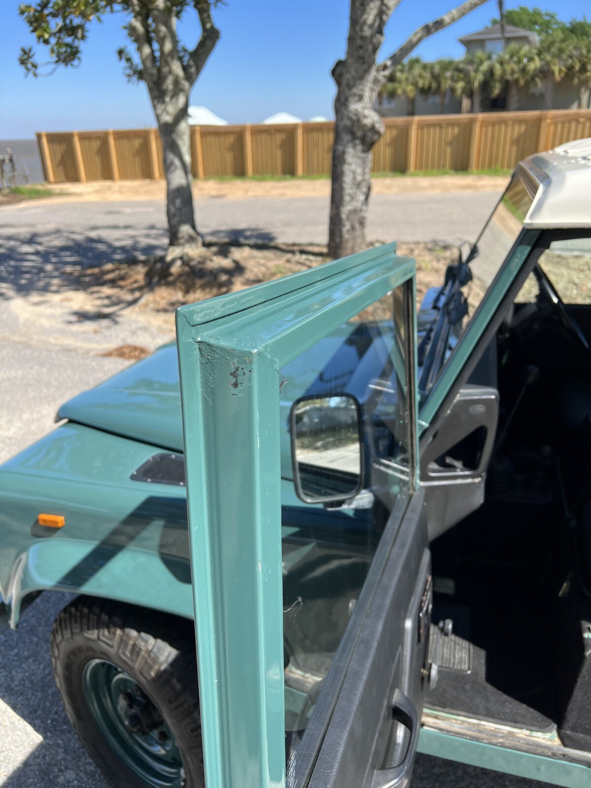 Land-Rover-Defender-1986-SUV-22