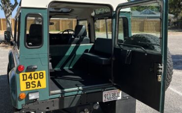 Land-Rover-Defender-1986-SUV-33