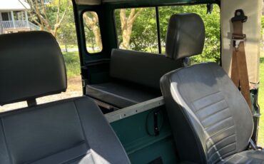 Land-Rover-Defender-1986-SUV-36