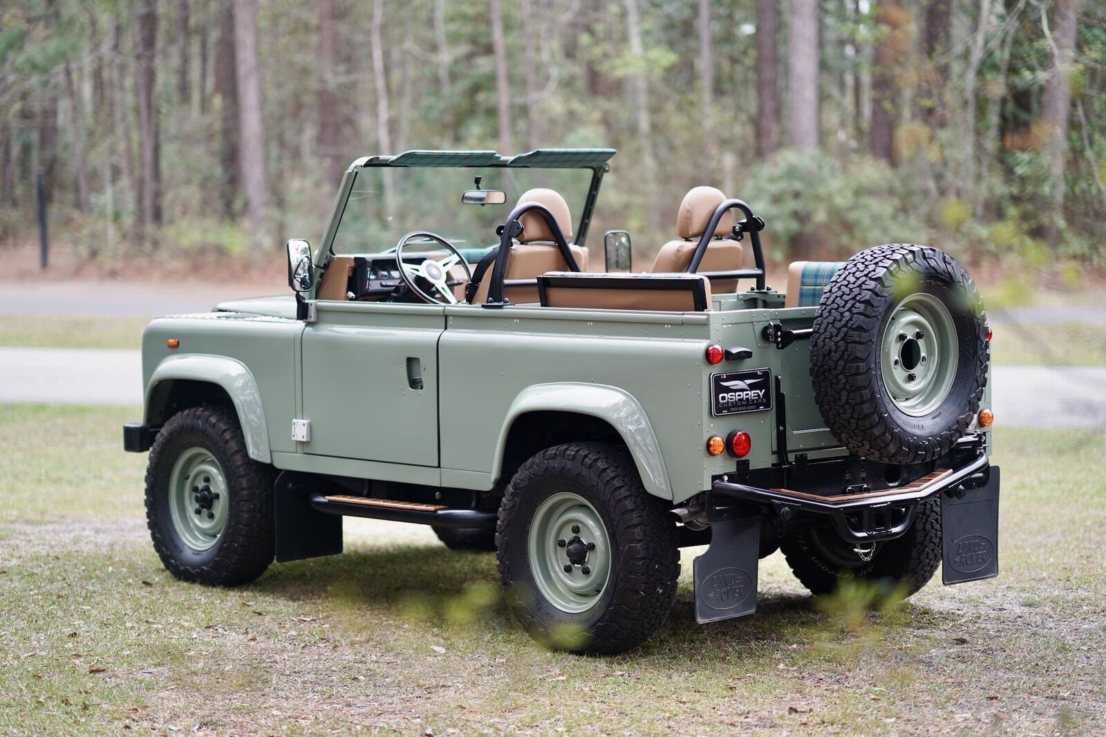 Land-Rover-Defender-1988-11