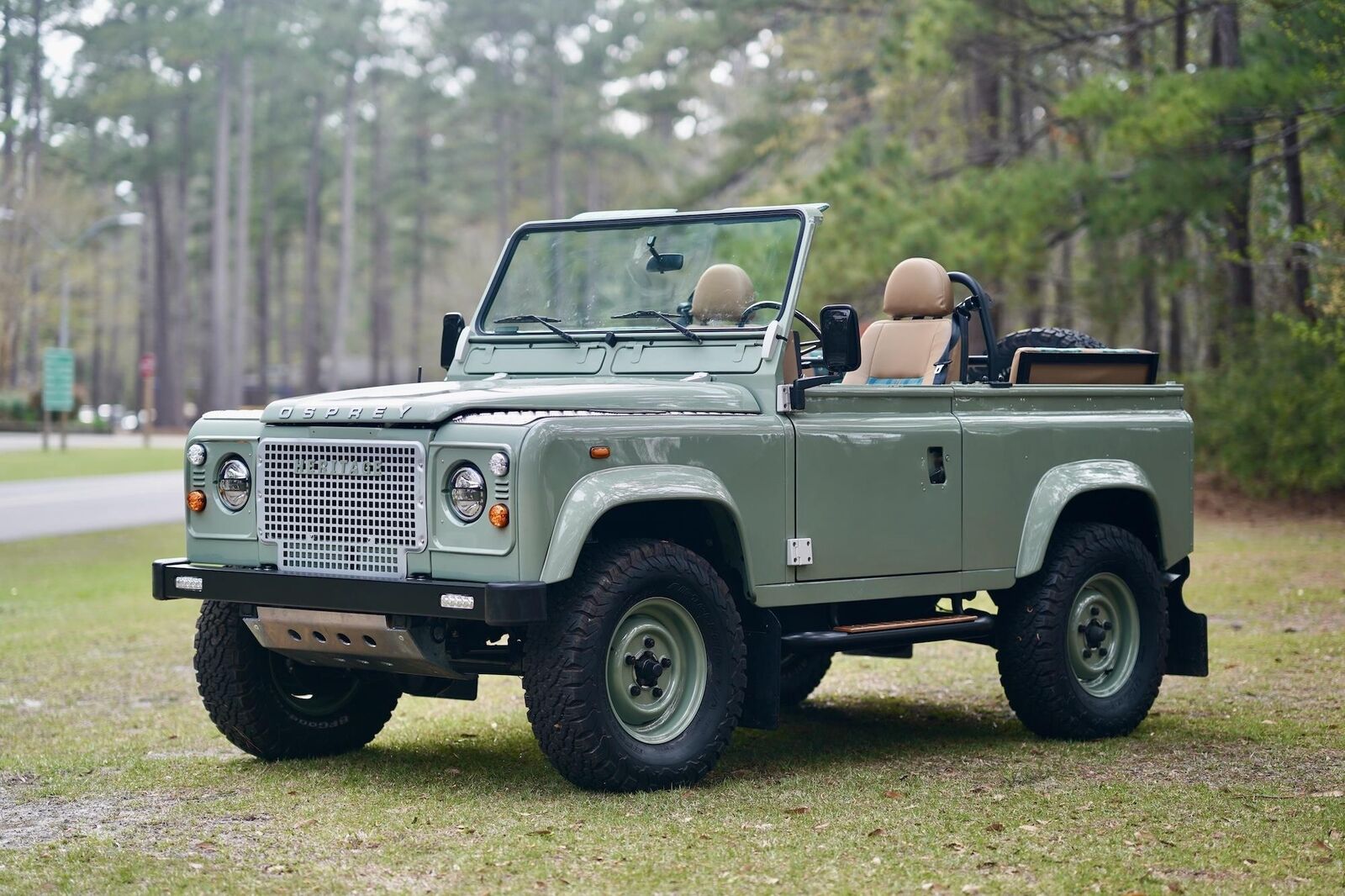 Land-Rover-Defender-1988-13