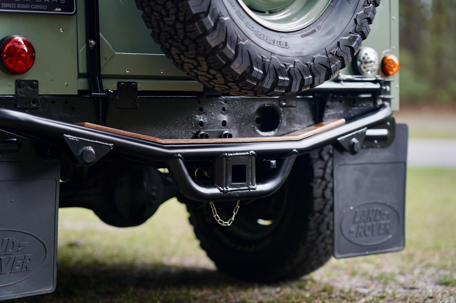 Land-Rover-Defender-1988-25