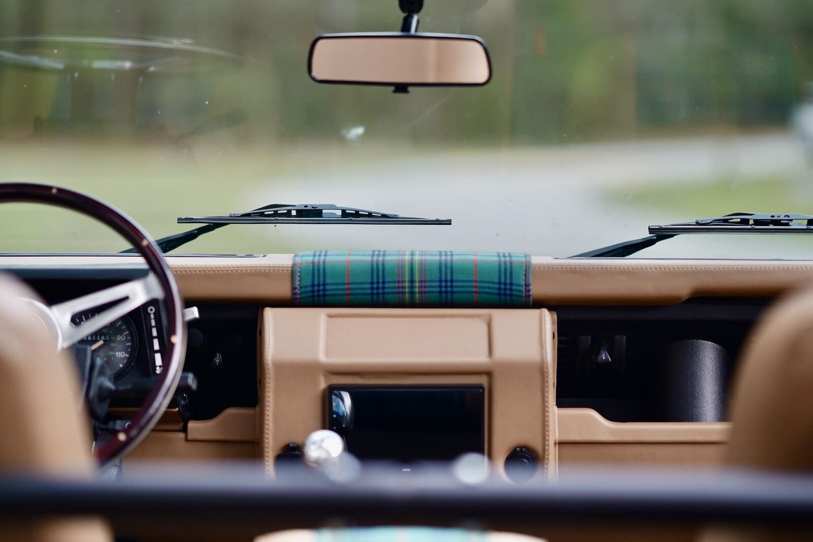Land-Rover-Defender-1988-34