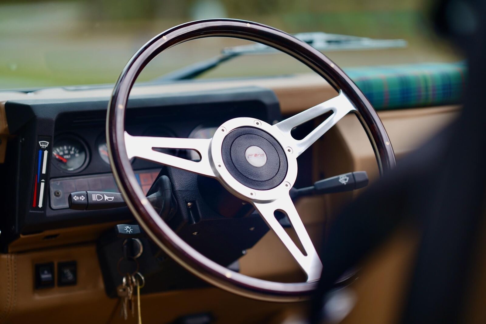 Land-Rover-Defender-1988-7