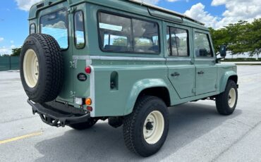 Land-Rover-Defender-1988-SUV-13