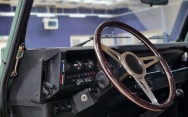 Land-Rover-Defender-1988-SUV-16