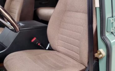 Land-Rover-Defender-1988-SUV-18