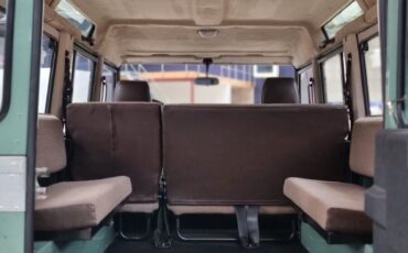 Land-Rover-Defender-1988-SUV-20