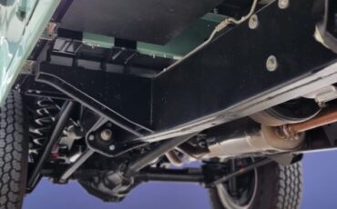 Land-Rover-Defender-1988-SUV-26