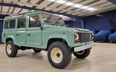 Land-Rover-Defender-1988-SUV-5