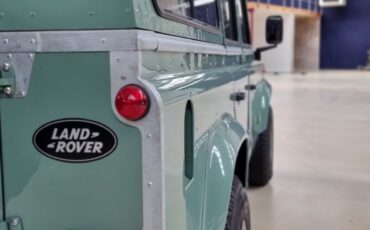 Land-Rover-Defender-1988-SUV-7
