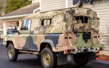 Land-Rover-Defender-1989-Pickup-Truck-3