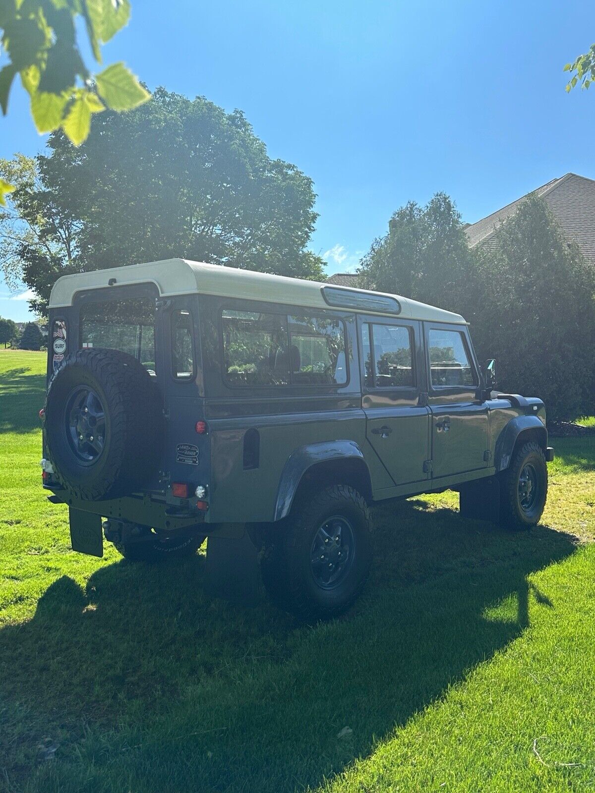 Land-Rover-Defender-1991-3