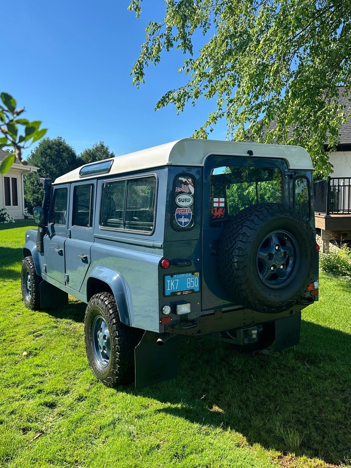 Land-Rover-Defender-1991-6