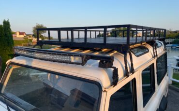 Land-Rover-Defender-1991-SUV-35