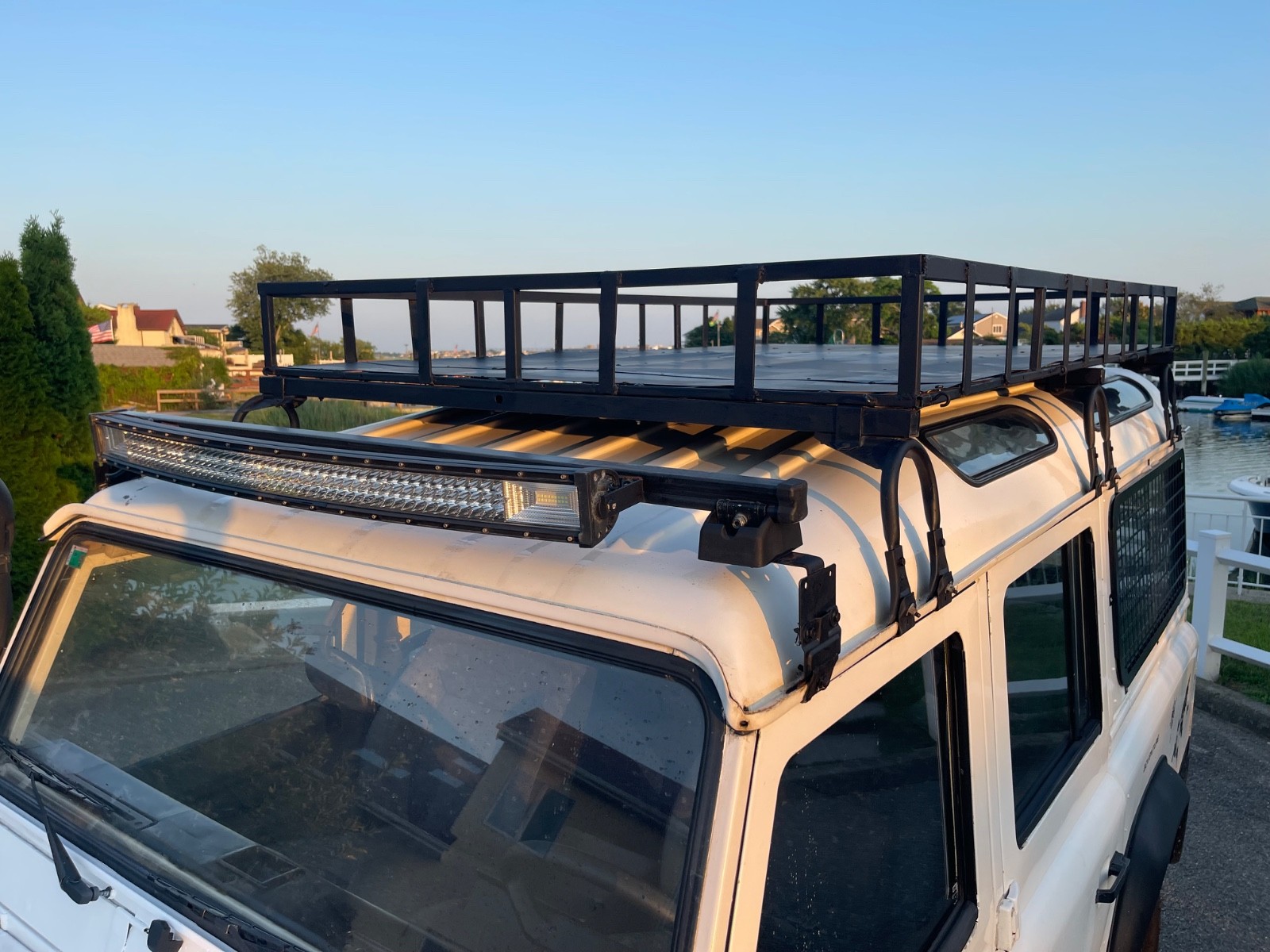 Land-Rover-Defender-1991-SUV-35