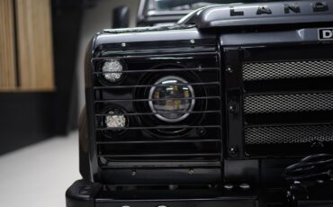 Land-Rover-Defender-1992-SUV-17