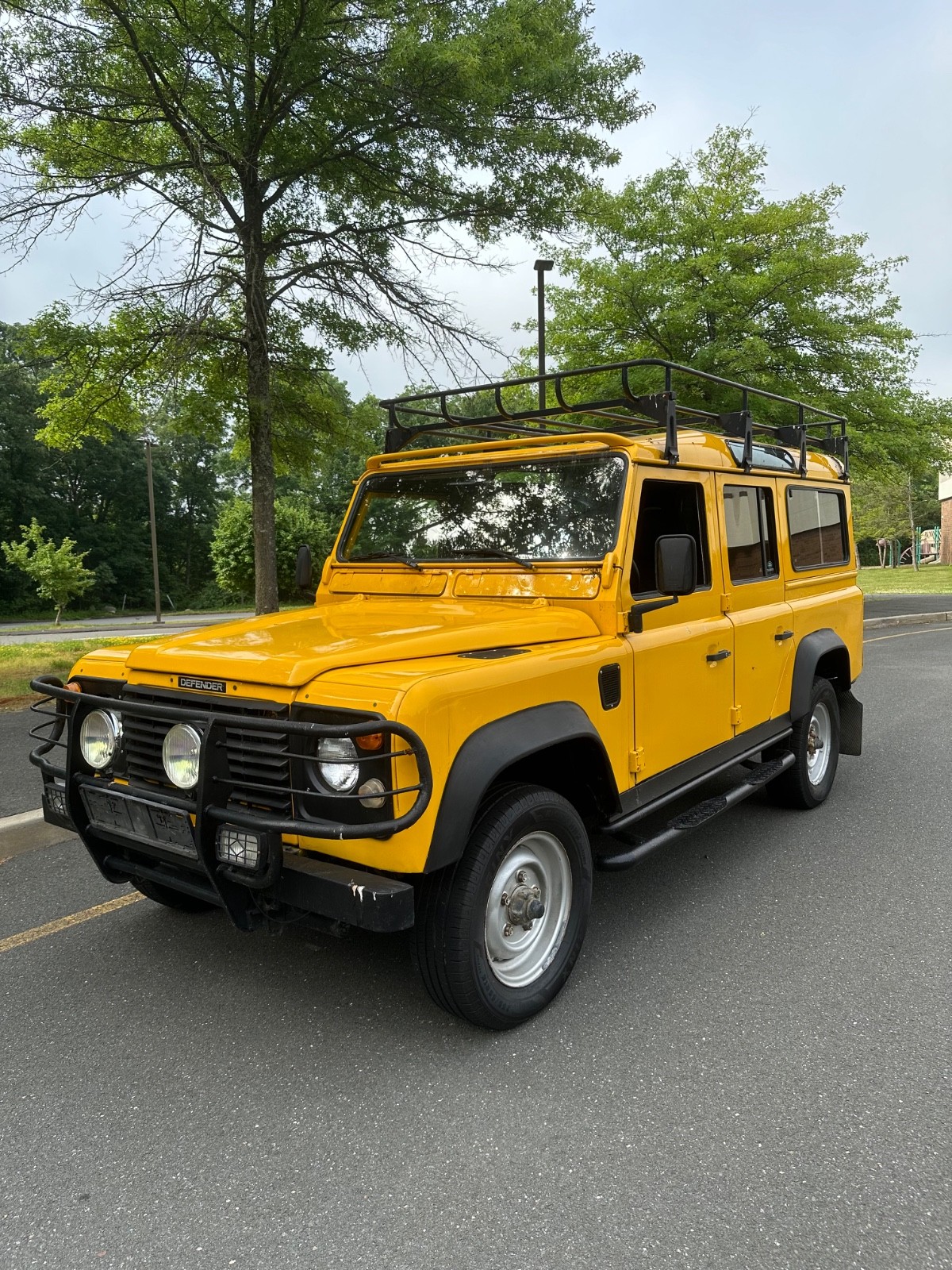Land Rover Defender 1993 SUV